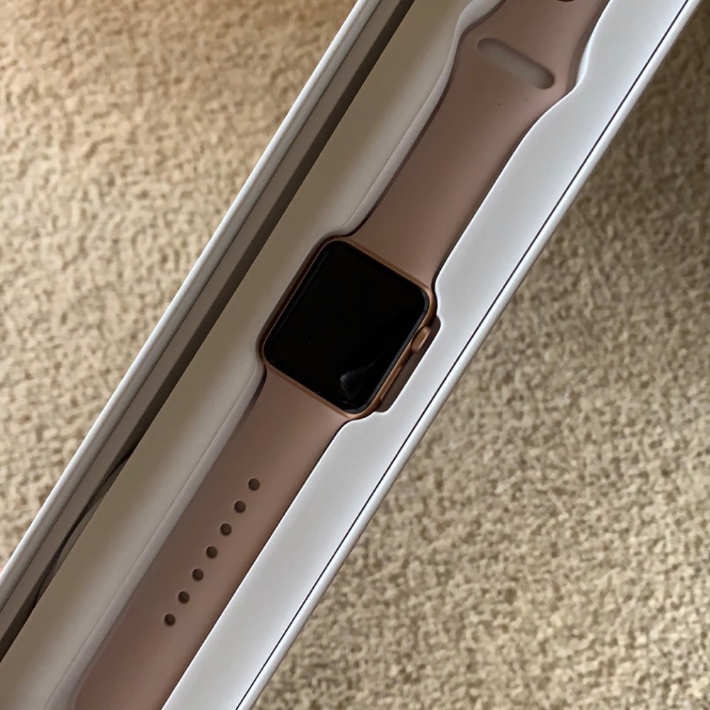 Apple Watch 3 GPS+Cellular 38mm gold pink band